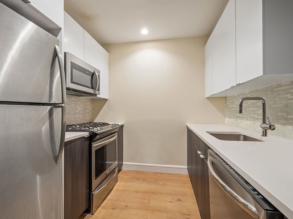 1st image of 25-21 43rd Ave #508