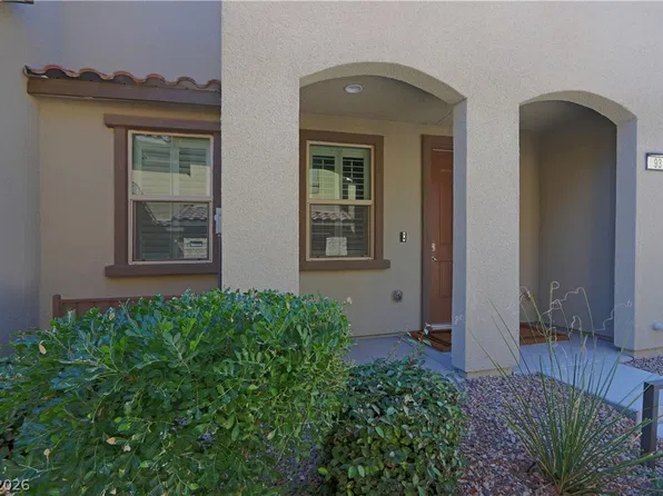 93 Alamere Falls Dr, Las Vegas, NV 89138