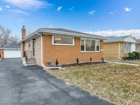 9529 Kolmar Ave, Skokie, IL 60076