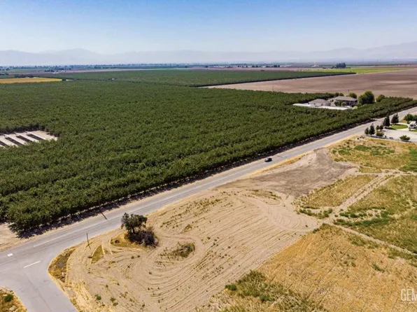 6521 Ryan Park Ct, Bakersfield, CA 93313