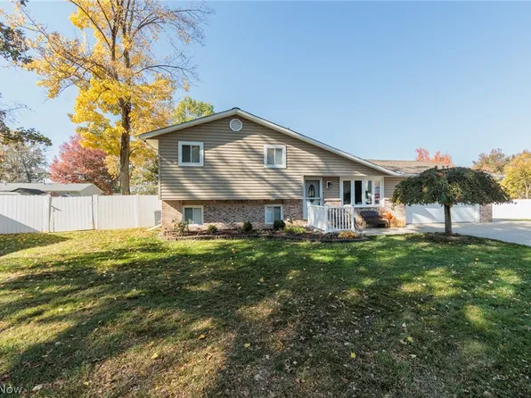 1009 Shelby Ct, Grafton, OH 44044