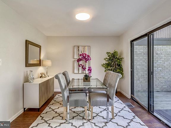 4th image of 9509 Fern Hollow Way