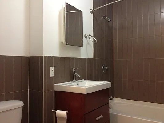 Rented by Blue Egg Realty Corp | media 35