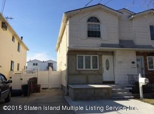 759 Nugent Ave, Staten Island, NY 10306