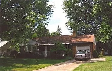 4708 Euclid Blvd photo 1