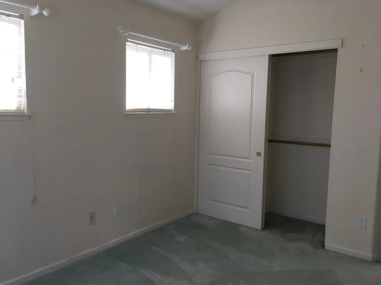 Upstairs Bedroom 2