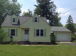 24 Thompson St, East Longmeadow, MA 01028