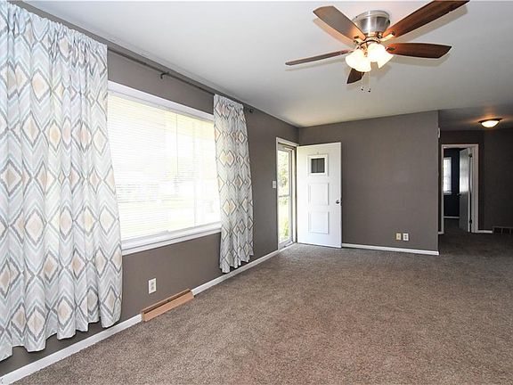 2nd image of 123 Donovan Ave