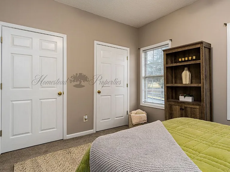 885 W Main St — Photo 11