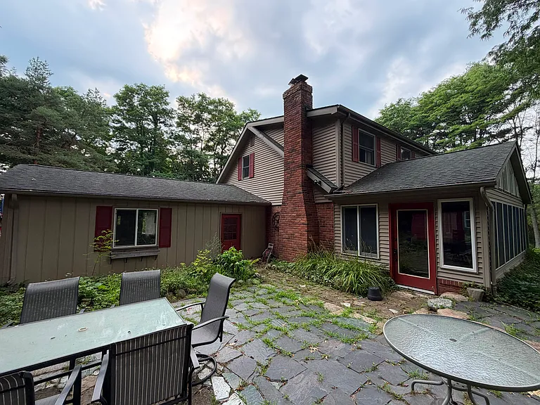 8274 Ellis Rd — Photo 22