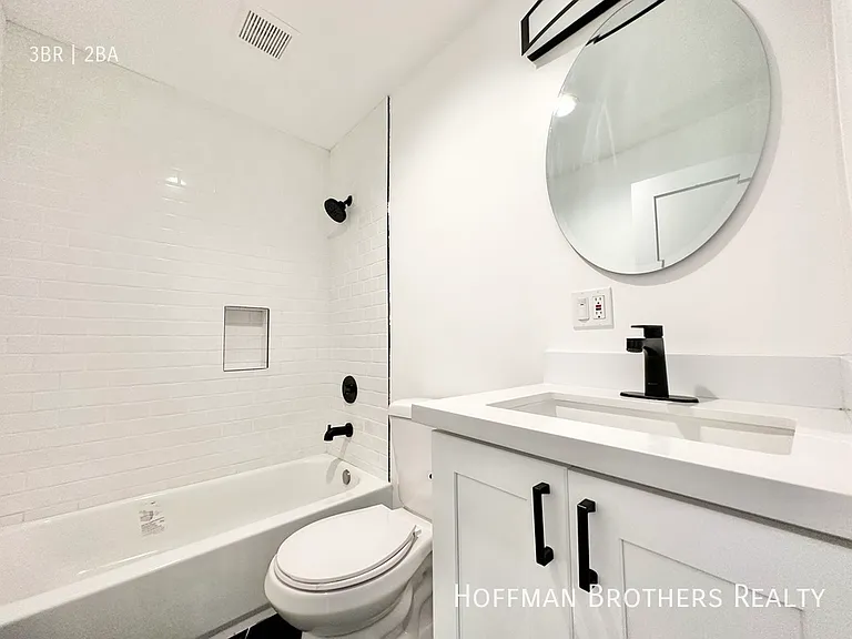 330 N Spaulding Ave — Photo 12