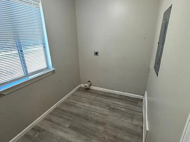 147 Cheri Ln — Photo 8