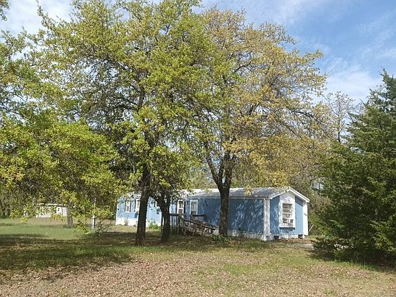 3rd image of 10 Deer Run Rd