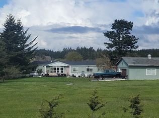 1294 Crosby Rd, Oak Harbor, WA 98277