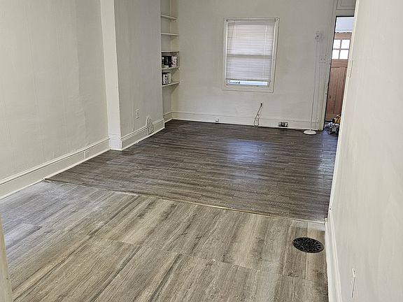 3rd image of 146 Maple Ave