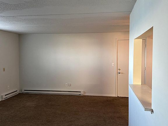 5th image of 4160 Shore Dr APT 3