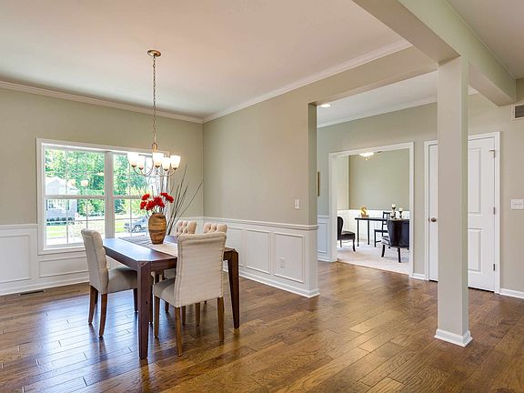 3rd image of 10224 Beacon Ct