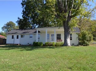 376 N Main St, Kingston Springs, TN 37082