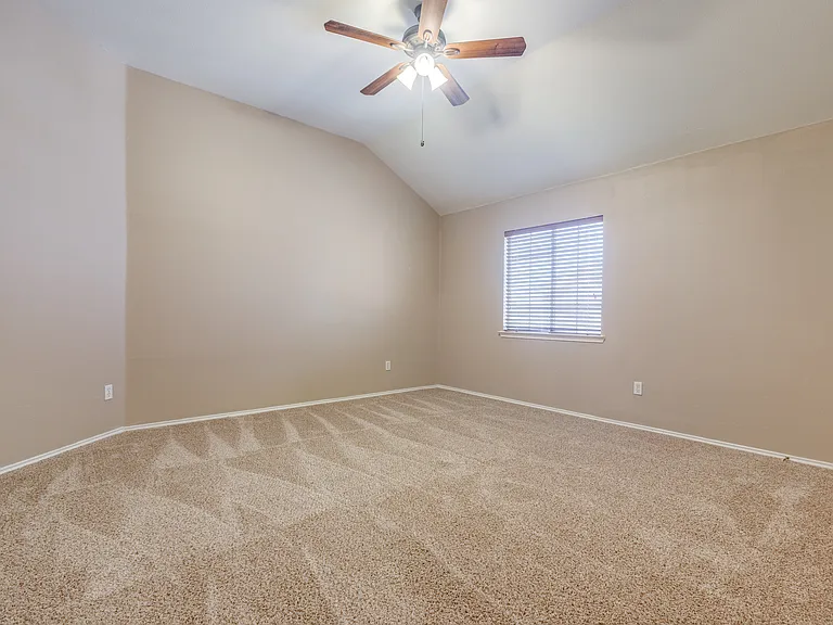 5857 Chatham Ln — Photo 21