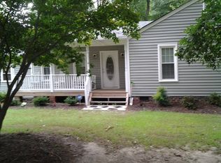 8748 Sunset Knoll Rd, North Chesterfield, VA 23237