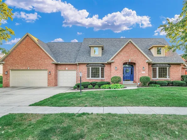 613 Pittsfield Dr, Champaign, IL 61822