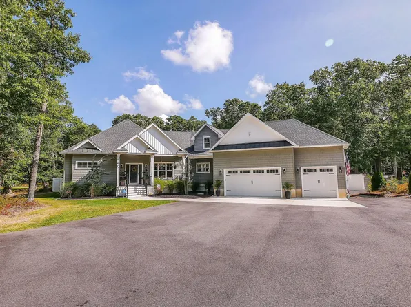 449 E Ridgewood Ave, Galloway, NJ 08205