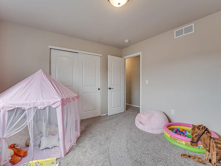 1302 Chamois Dr — Photo 30