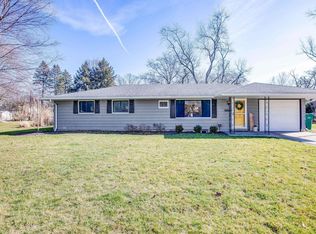 52740 Arbor Dr, South Bend, IN