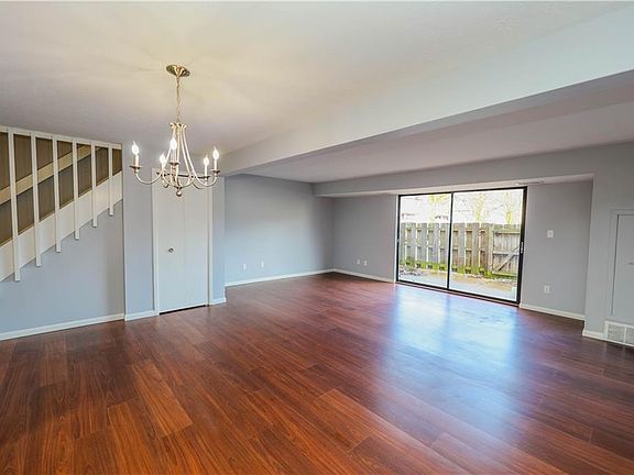 4th image of 15142 Pine Hill Trl #C10
