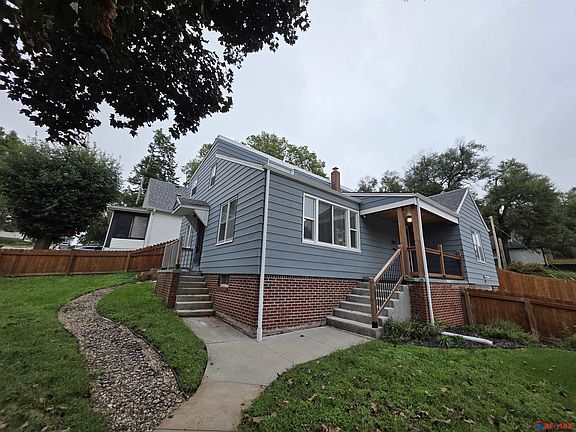 4th image of 3021 N 42nd St
