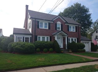 8 John Alden Rd, West Roxbury, MA 02132
