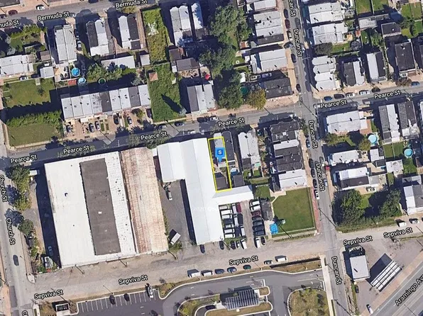 4351 Pearce St, Philadelphia, PA 19124