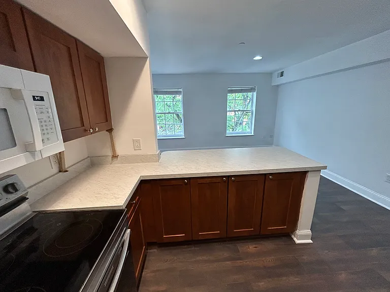 101 S Warren St #1 — Photo 12