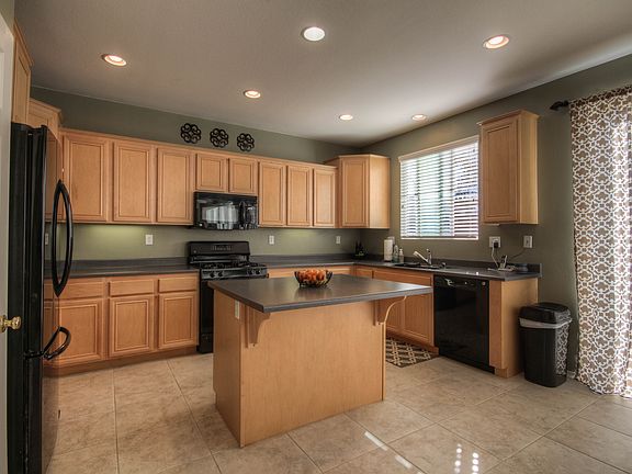 5th image of 29017 Springshores Dr