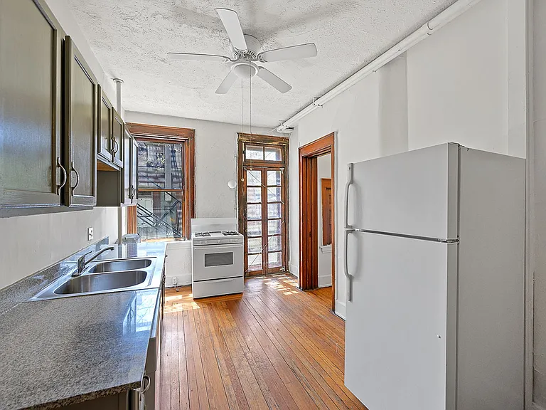 257 Hosea Ave — Photo 13
