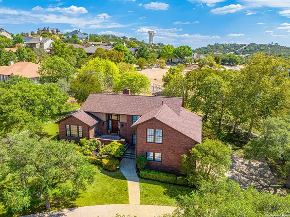 203 Riverhill Blvd, Kerrville, TX 78028