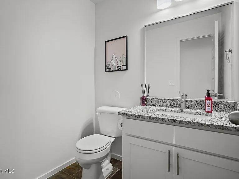 15220 Apex Ct — Photo 31