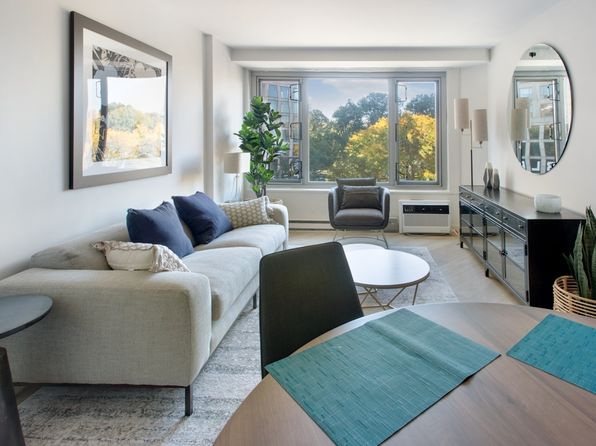 1309 5th Ave APT 8B