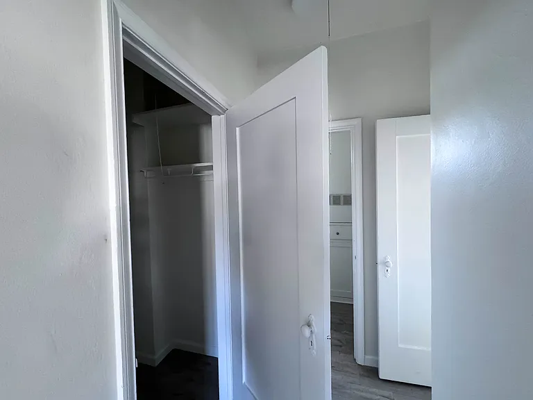 49 N Berkeley Ave #4 — Photo 11