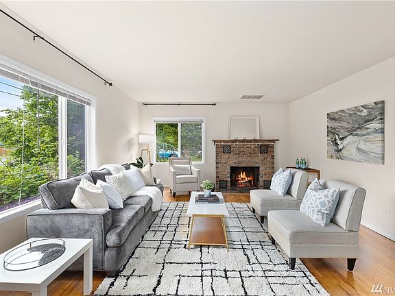 4th image of 1510 4th Ave NW