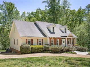 221 W Brook Run Dr, Henrico, VA 23238