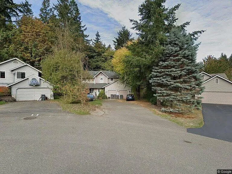 8943 Watson Pl NE — Photo 1