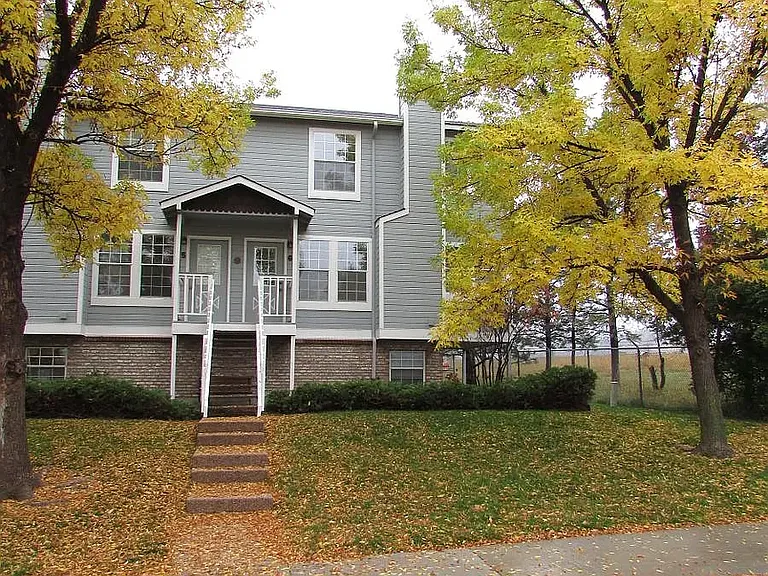 3200 Azalea Dr #M6 — Photo 1