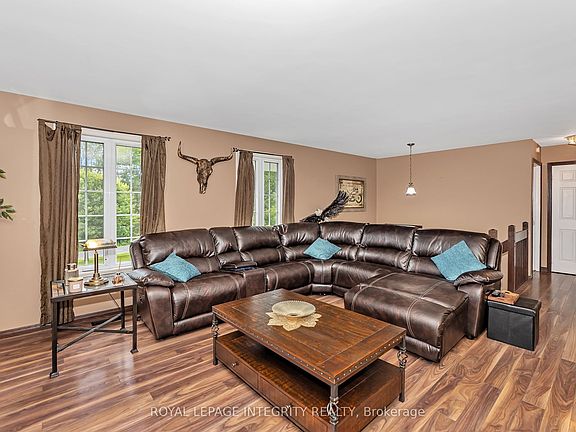 4th image of 17372 Cameron Rd