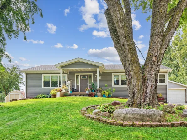 735 Clark St, Colfax, IA 50054