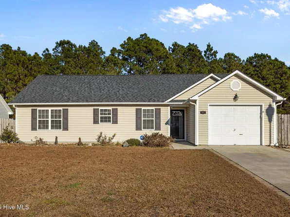 332 Foxhall Road, Newport, NC 28570