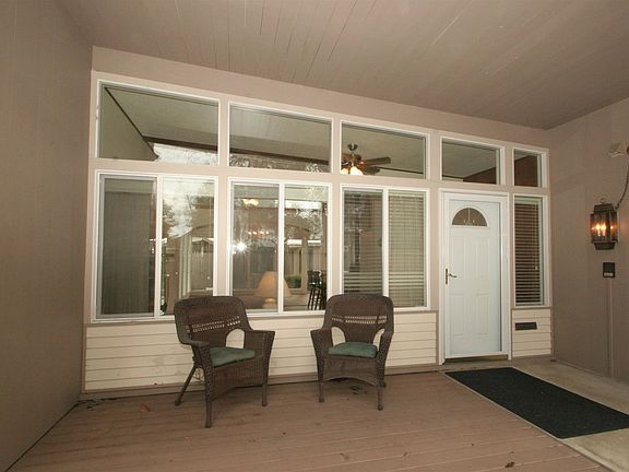 4th image of 4223 S Perry St