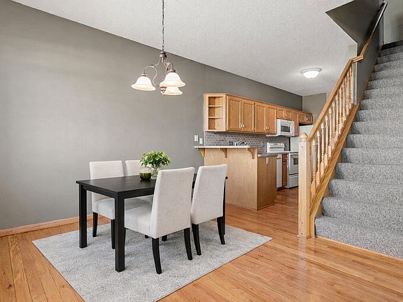 3rd image of 12739 Drake Cir NW