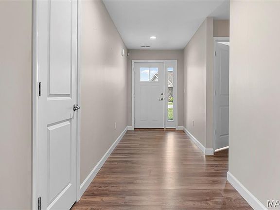 4th image of 2026 Serenade Ln