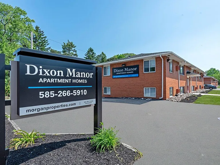 Dixon Manor Apartment Homes — Photo 18
